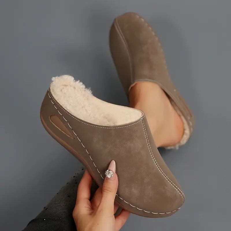 Arnellia I Cozy Fleece Slip-On Mules