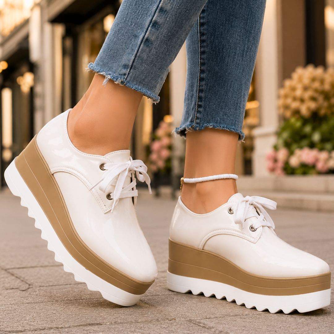 Chelsea I Lake Gloss Platforms