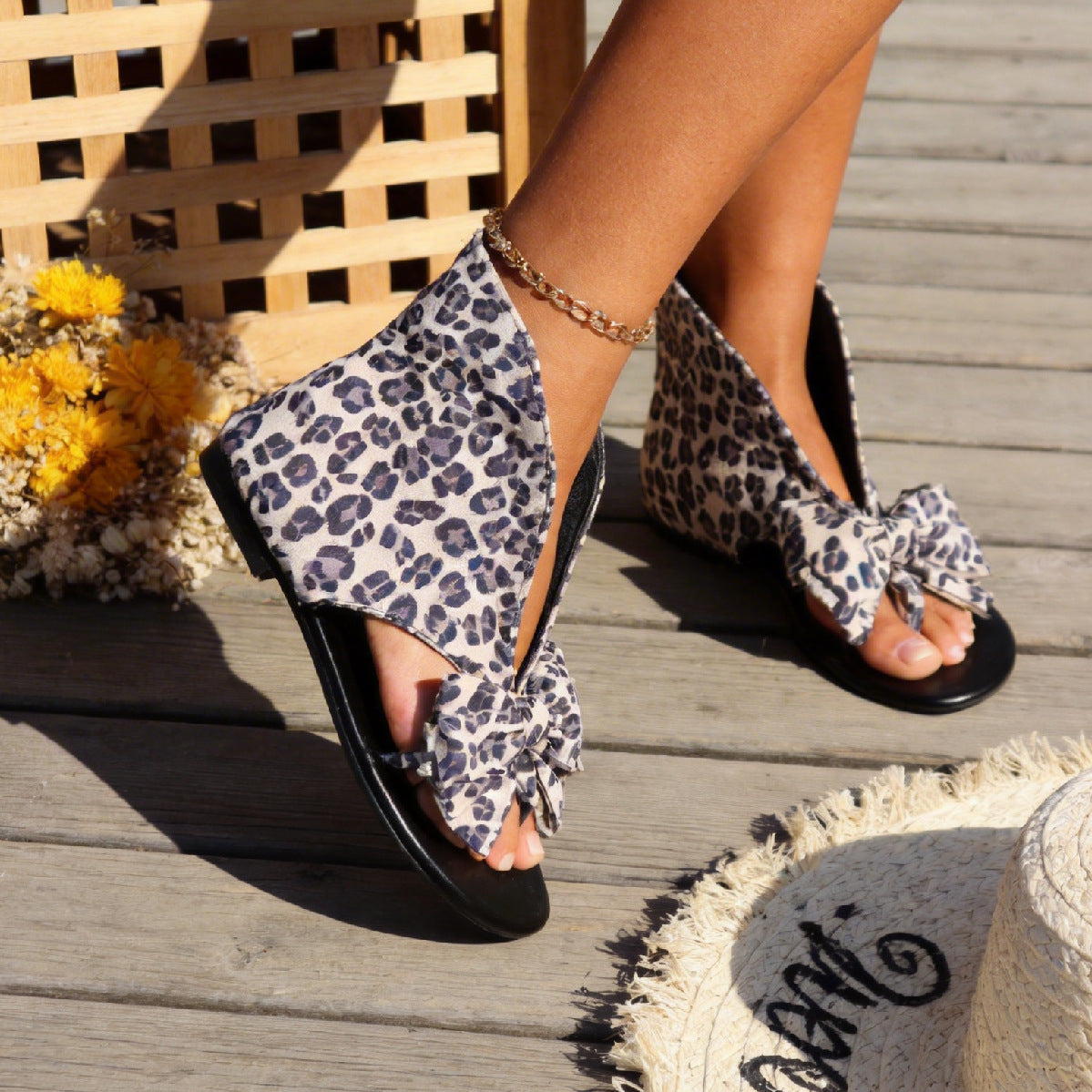 Elara™ Bow Sandals