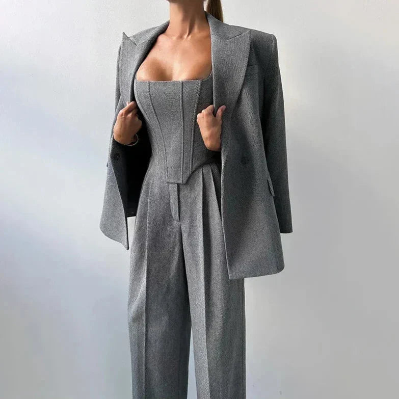 Belgravia I 3-Piece Formal Set