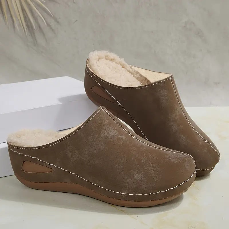 Arnellia I Cozy Fleece Slip-On Mules