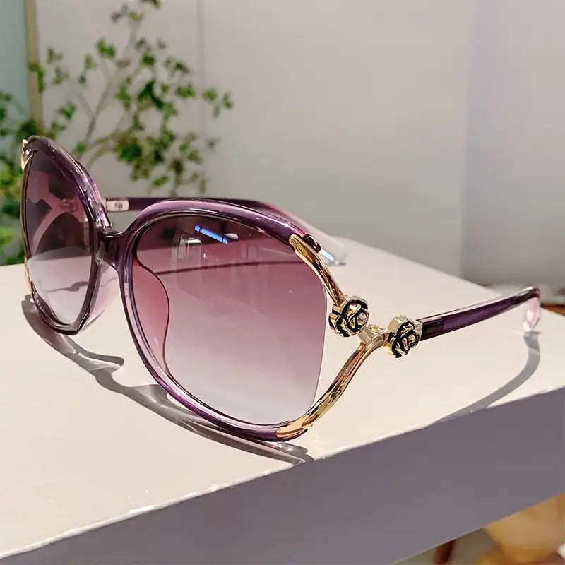 Fleur I Oversized Sunglasses