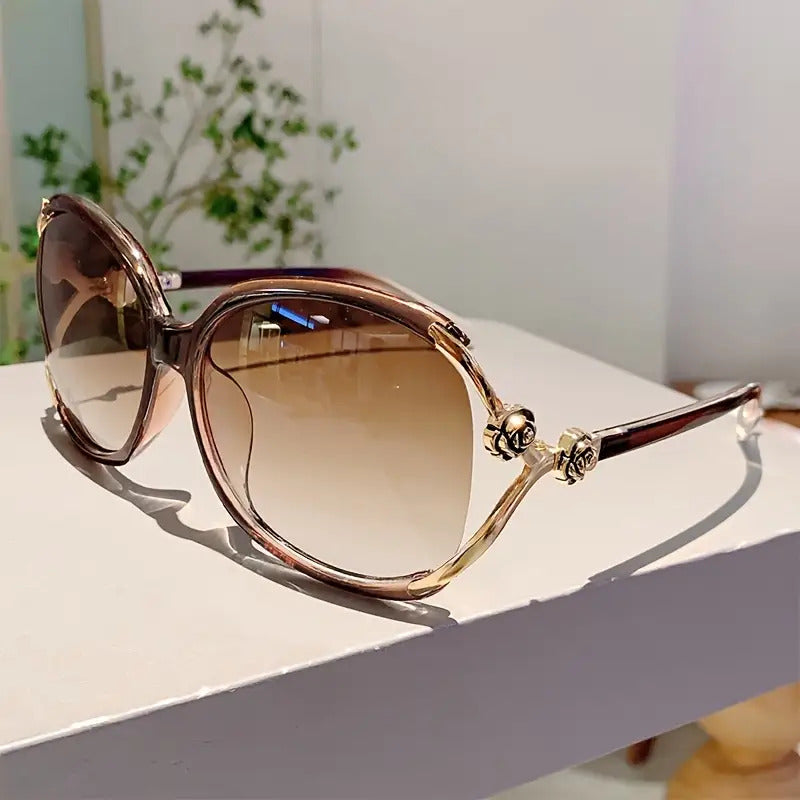 Fleur I Oversized Sunglasses